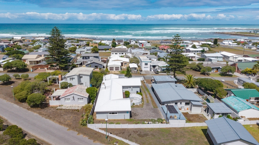 4 Bedroom Property for Sale in Agulhas Western Cape